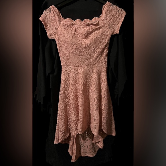 Pink juniors size 3 high low lace dress by City Studio - Picture 3 of 7